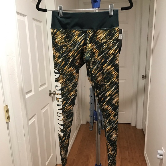 New NFL Women’s Green Bay Packers Leggings size S - Picture 1 of 3